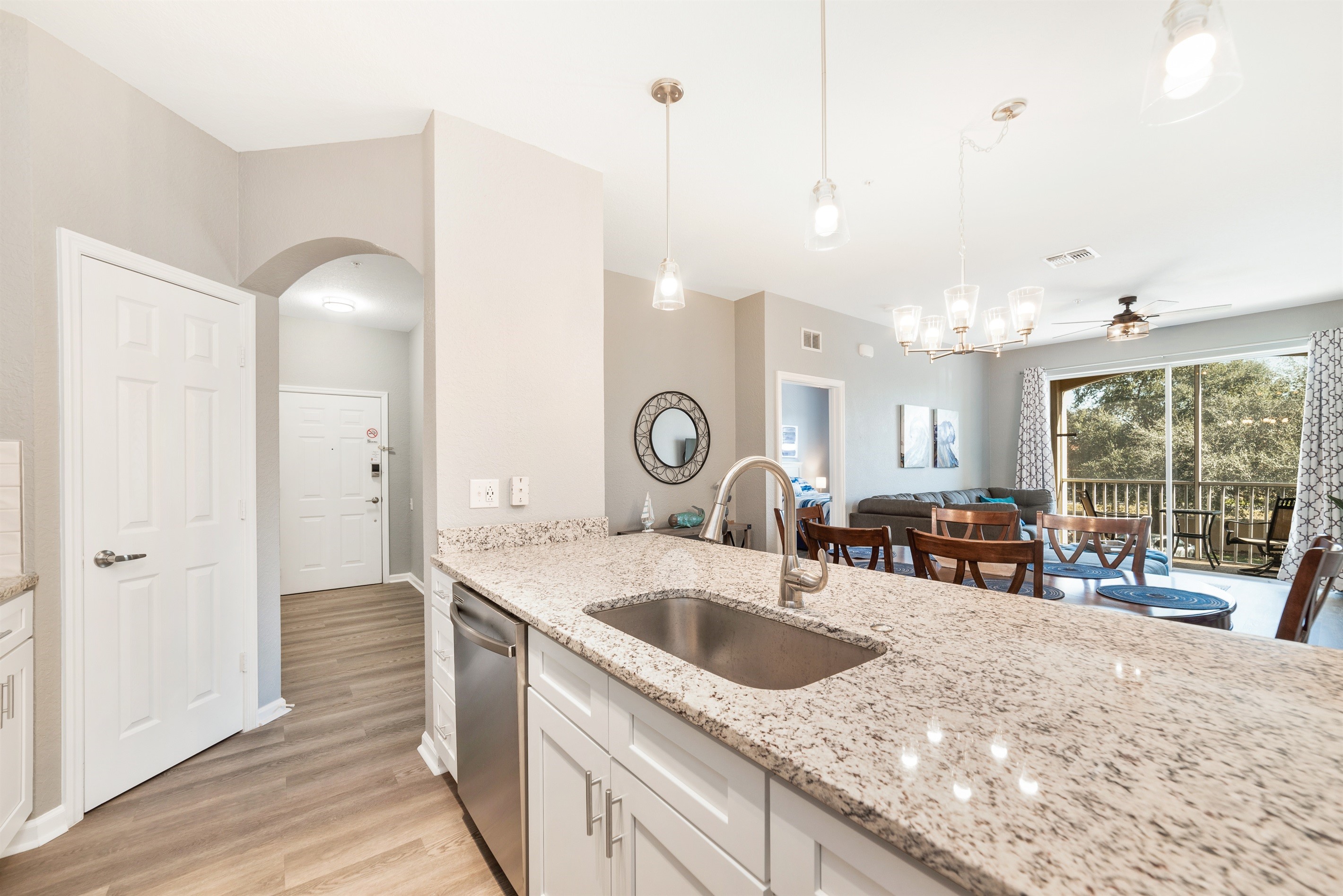 The kitchen and dining area of a Windsor Hills vacation condo