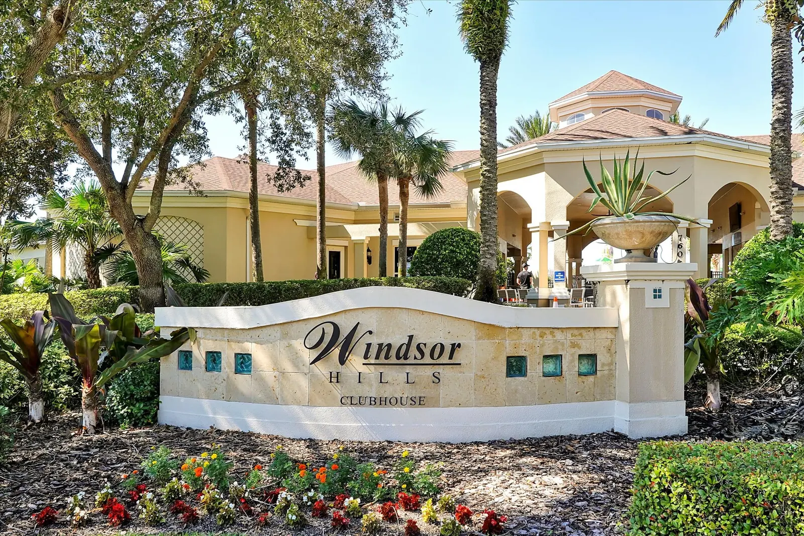 First Disney World Trip: Where Should a Family Stay?