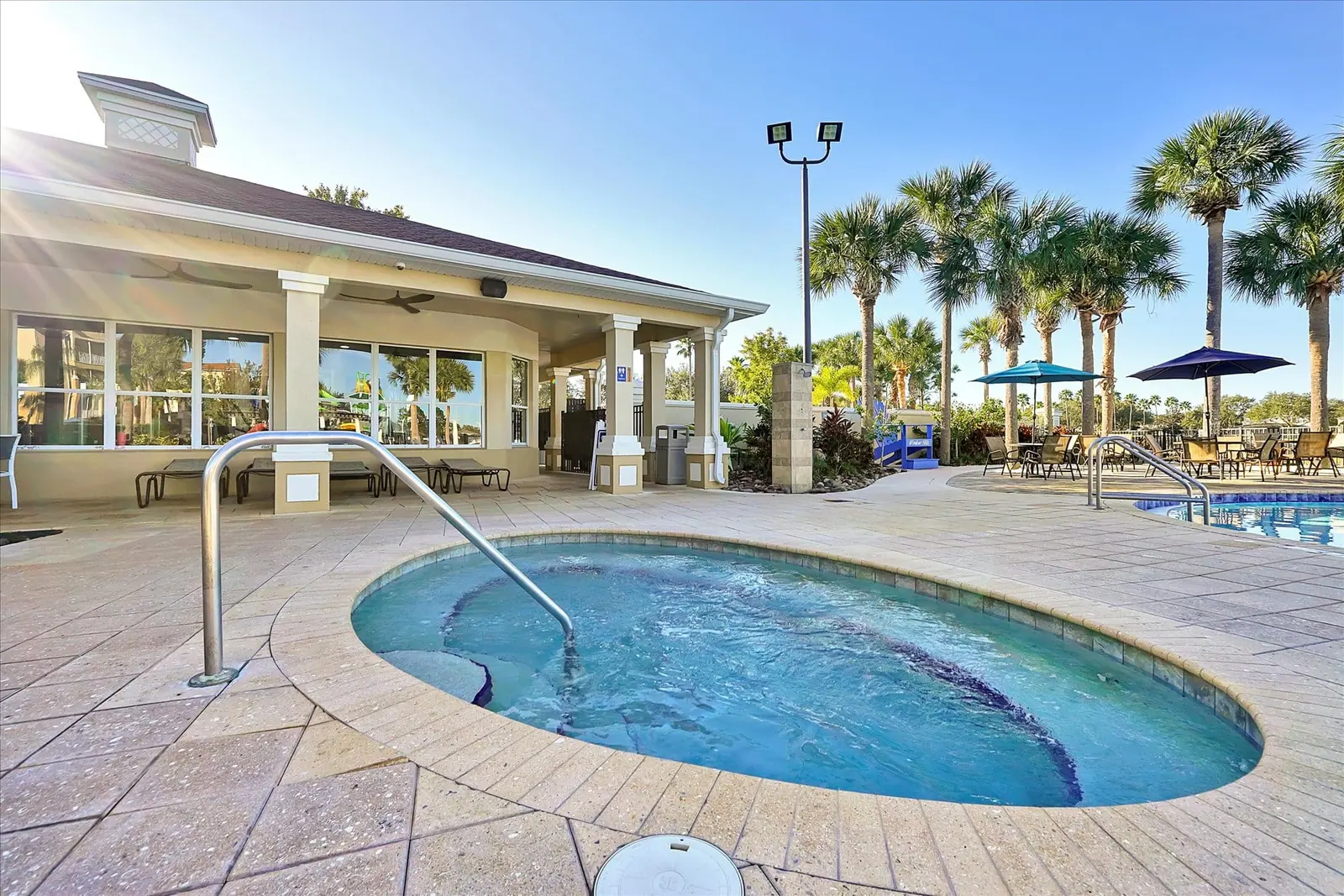 Have a "Chillax Inn" Windsor Hills Day: How to Slow Down on a Disney Vacation