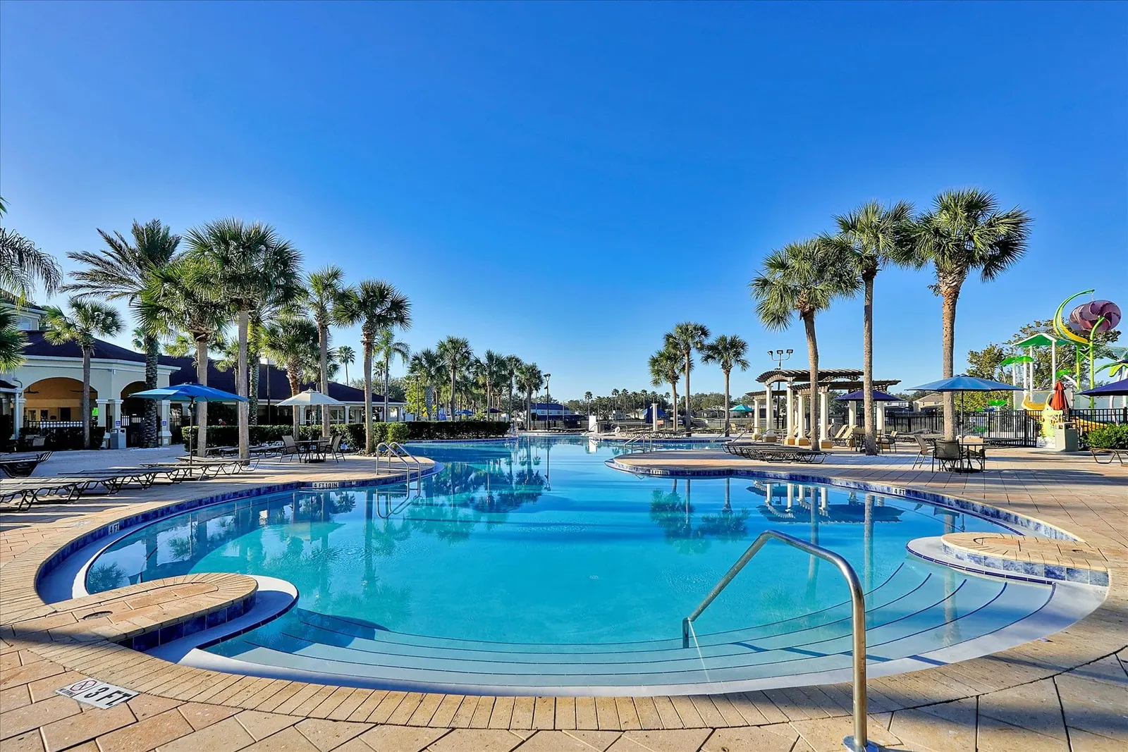 Windsor Hills Resort Pool Hours, Hot Tub & What to Bring